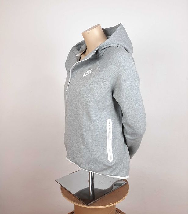 Nike Tech Fleece Cape - Оригинално дамско горнище размер M