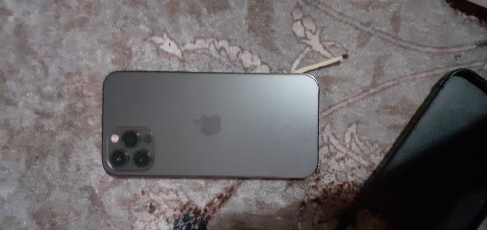 iPhone 12 pro 128