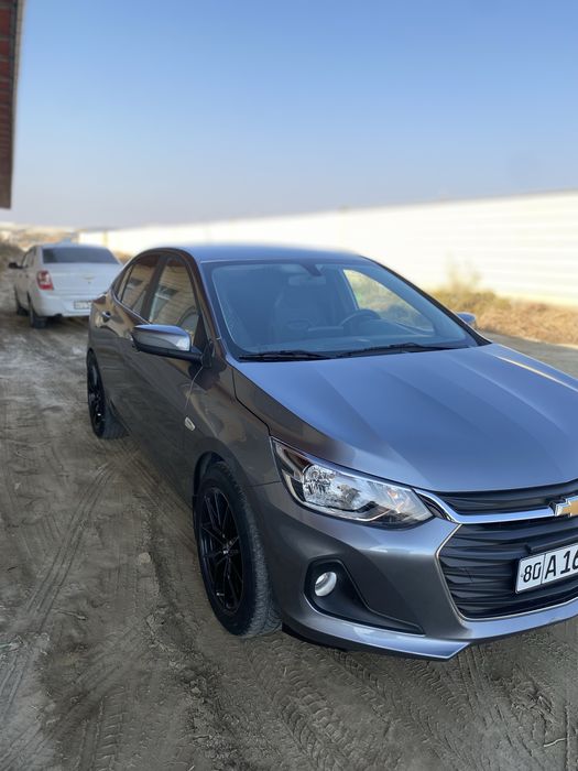 Chevrolet onix pozitsiya 2