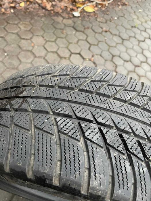 Anvelope 225/45/R17 Iarna M+S BRIDGESTONE (RUNFLAT) + DOT 2019-2021