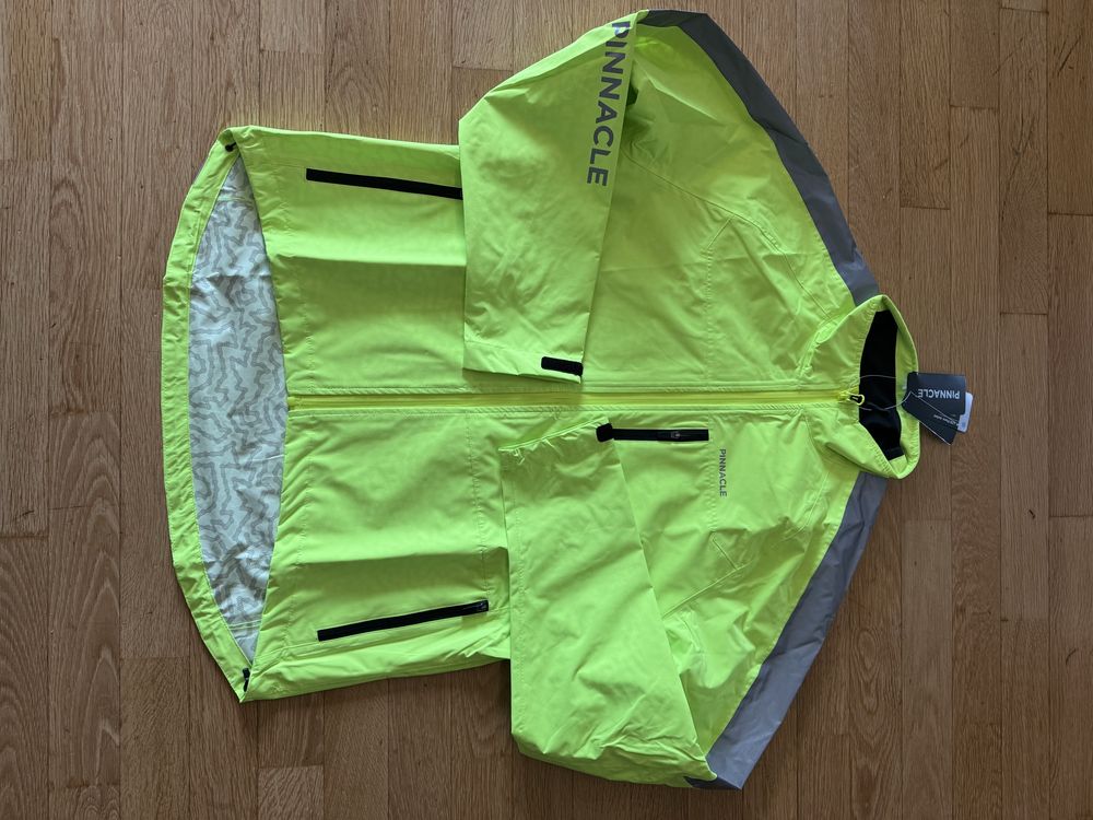 Pinnacle Commute Jacket за колоездене