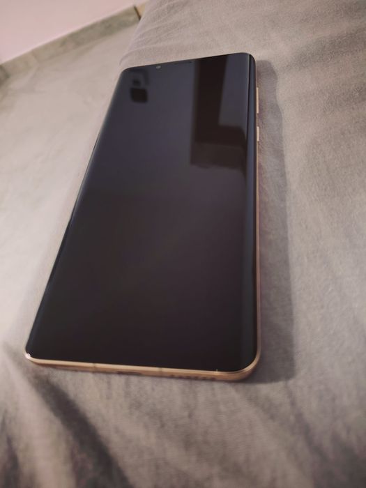 Huawei mate 50 pro Limited Edition Orange