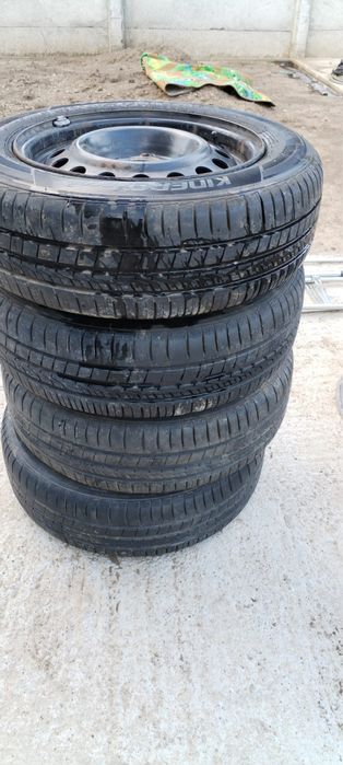 De vanzare Set cauciucuri Hankook 175/65R14