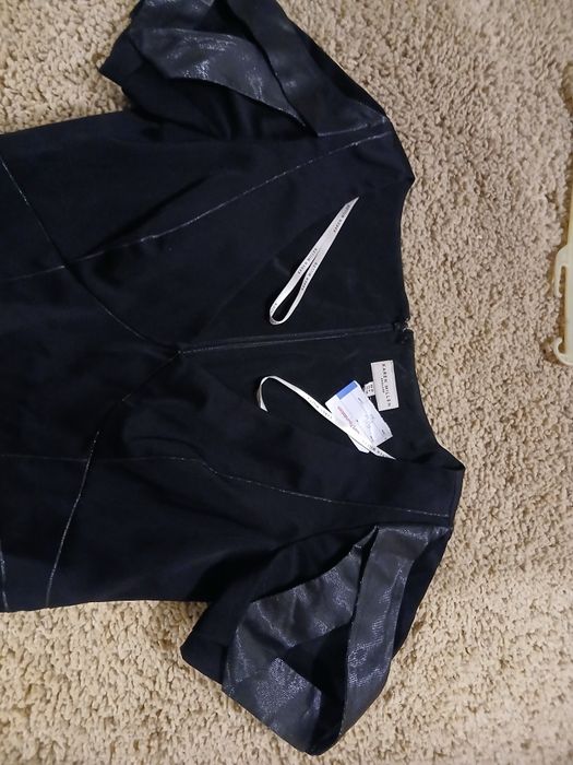 Официална черна рокля, номер 40,цена 30лв.