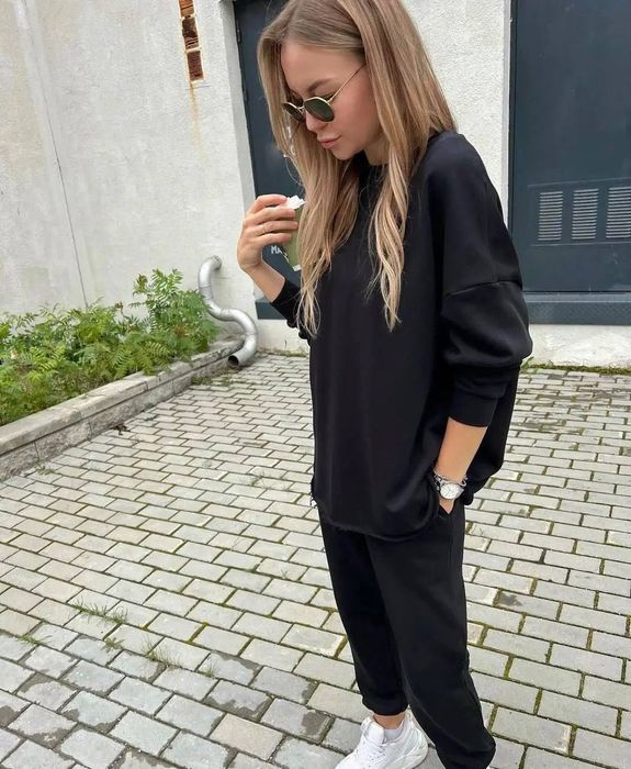 Удобен костюм с голям размер.