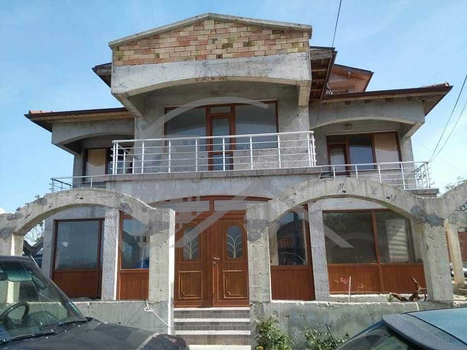 »Къща във Варна област»гр.Бяла»площ 306»цена 320000»