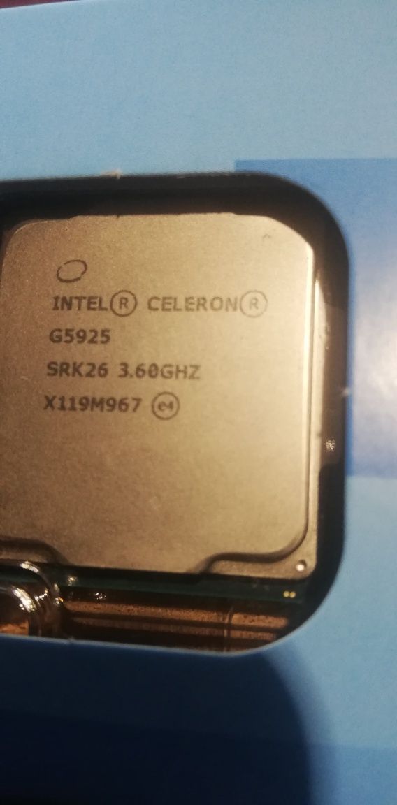 Procesor intel gen 10, G5925 3.6GHz Socket 1200, video integrat