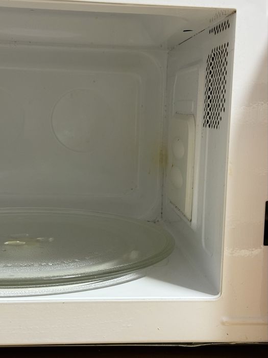 Cuptor cu microunde Daewoo