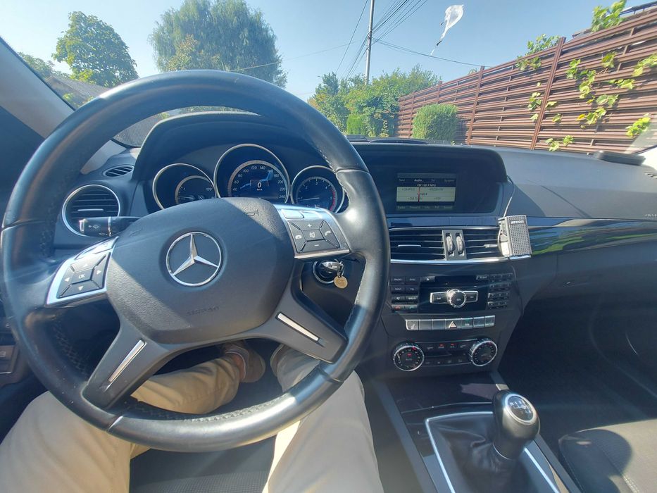 Mercedes Benz C 220