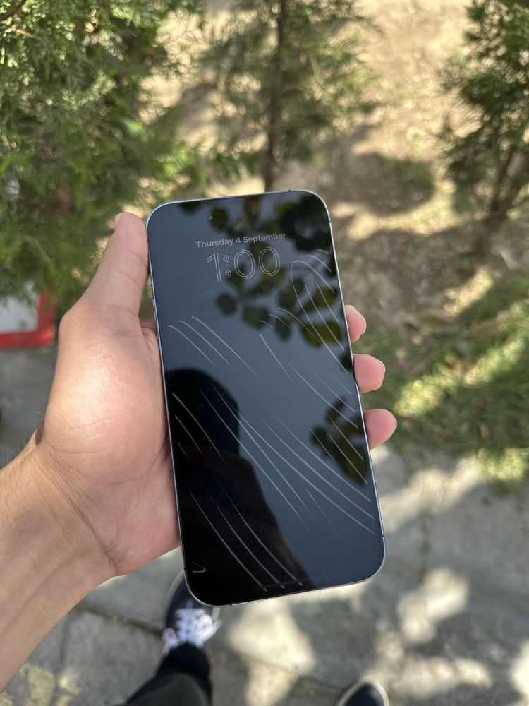 Iphone 14 pro max Purple