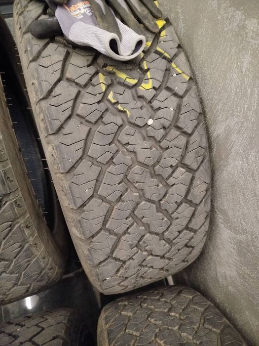 Гуми за СУВ -размер 255/60/18 - DOT23