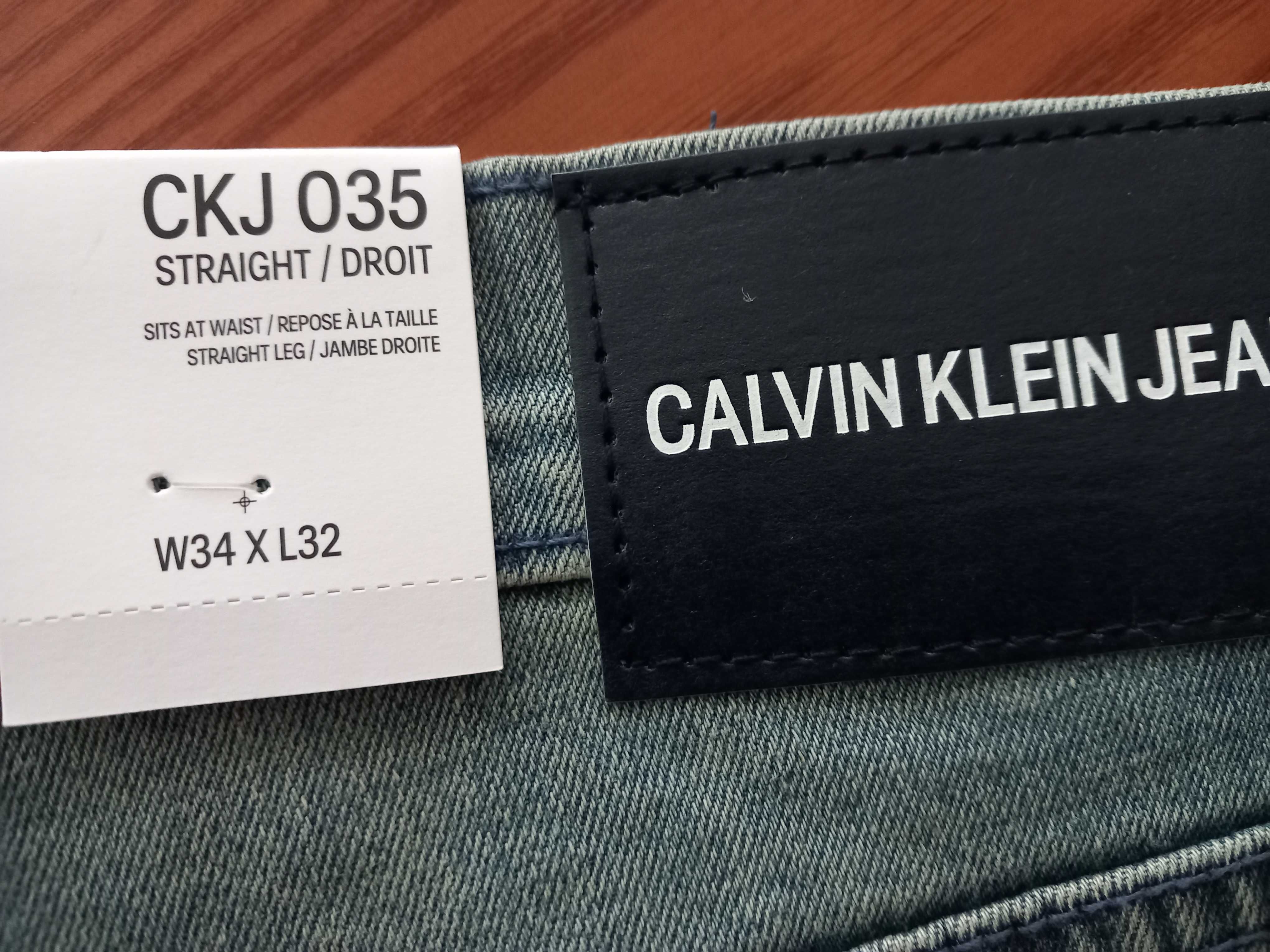 Оригинални мъжки дънки Calvin Klein - светло сини