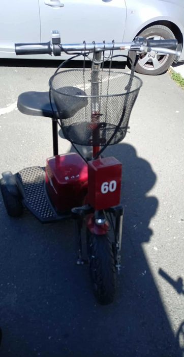 Триколка с големи батерии