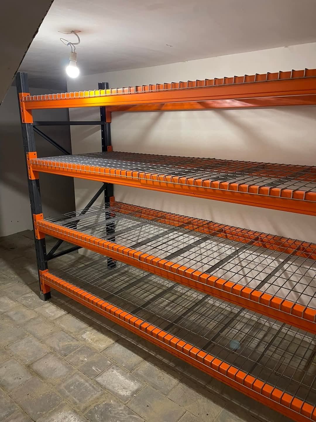 Rafturi metalice industriale profesionale second-hand și noi