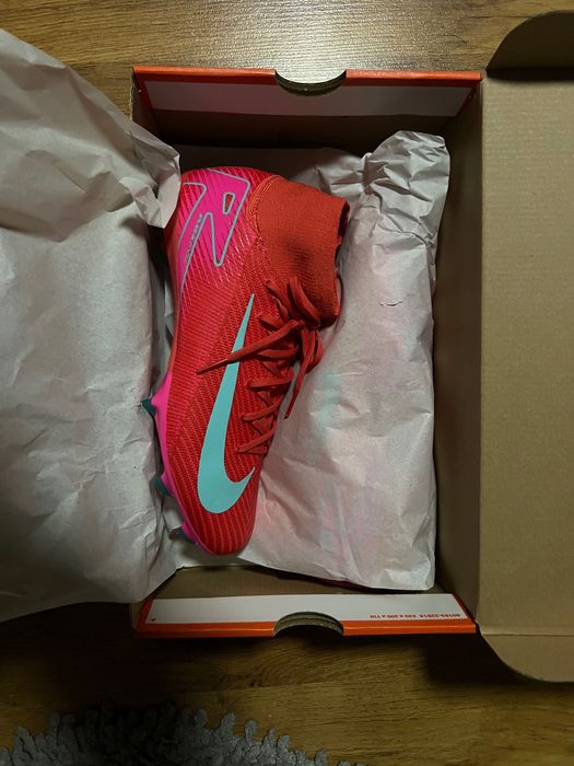 Ghete noi de Fotbal Nike ACC