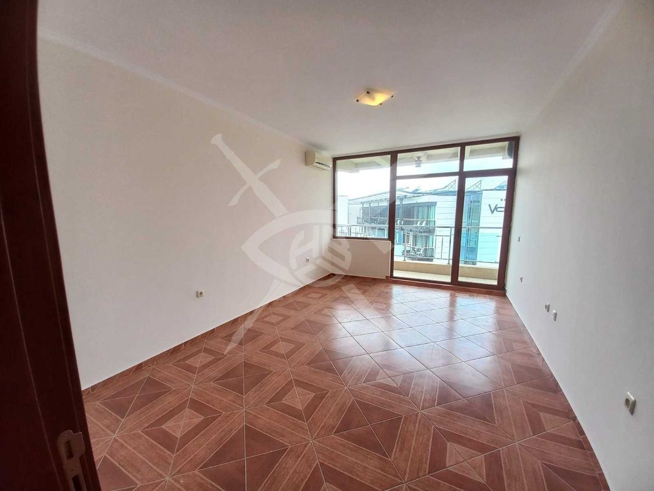Продава се Двустаен апартамент в Свети Влас - 96 кв.м за 1408 €/кв.м - Снимка #2