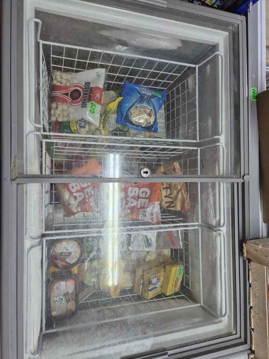 Морозильник сатылады.