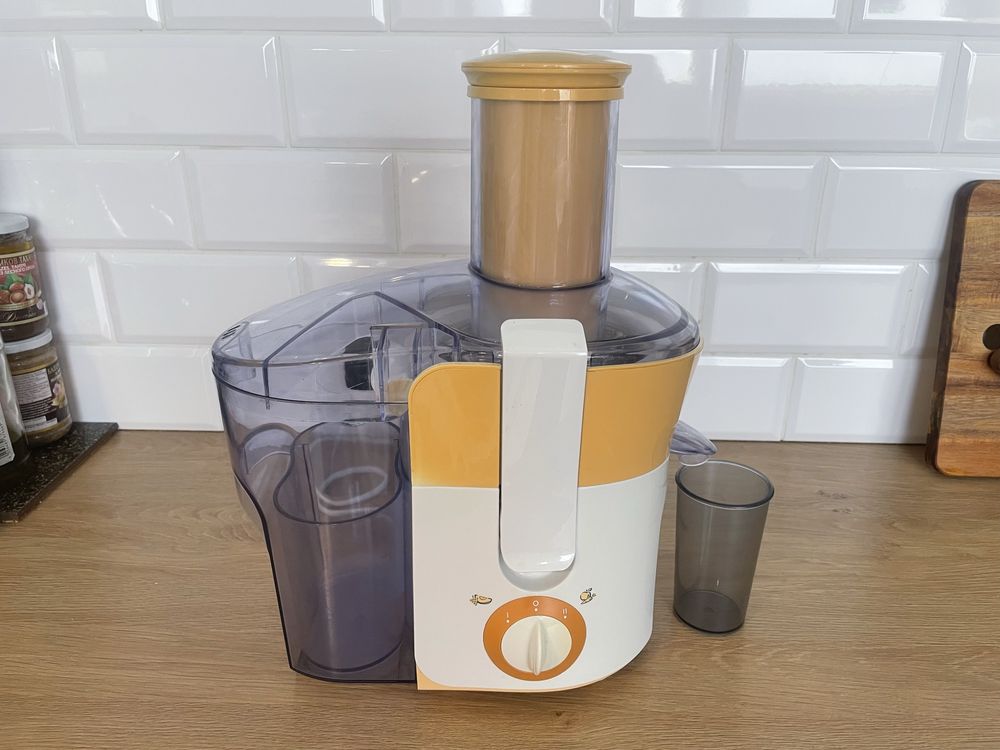 Сокоизтисквачка Philips HR1853