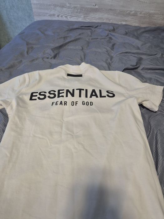 Essentials тениска размер S
