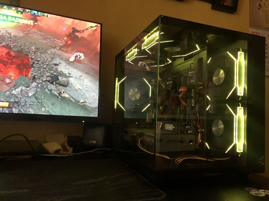 Геймърски Компютър Ryzen 5 3600X + RTX 3060 Ti 8GB | 16GB RAM | ARGB