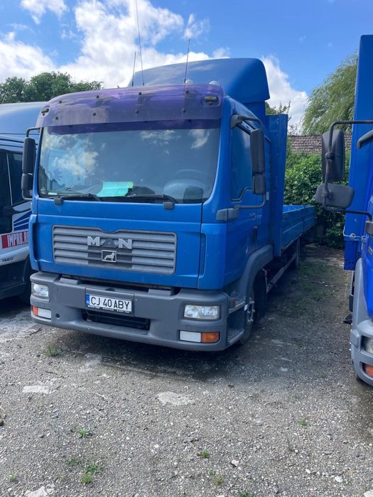 Vand MAN LE8.220 si MAN TGL8.240