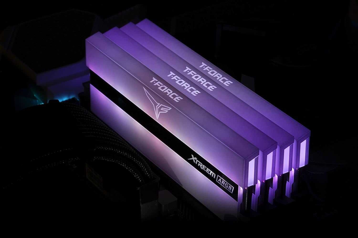 Рам памет TeamGroup Xtreem WHITE ARGB  64GB (2x32GB) DDR4  3600MHz