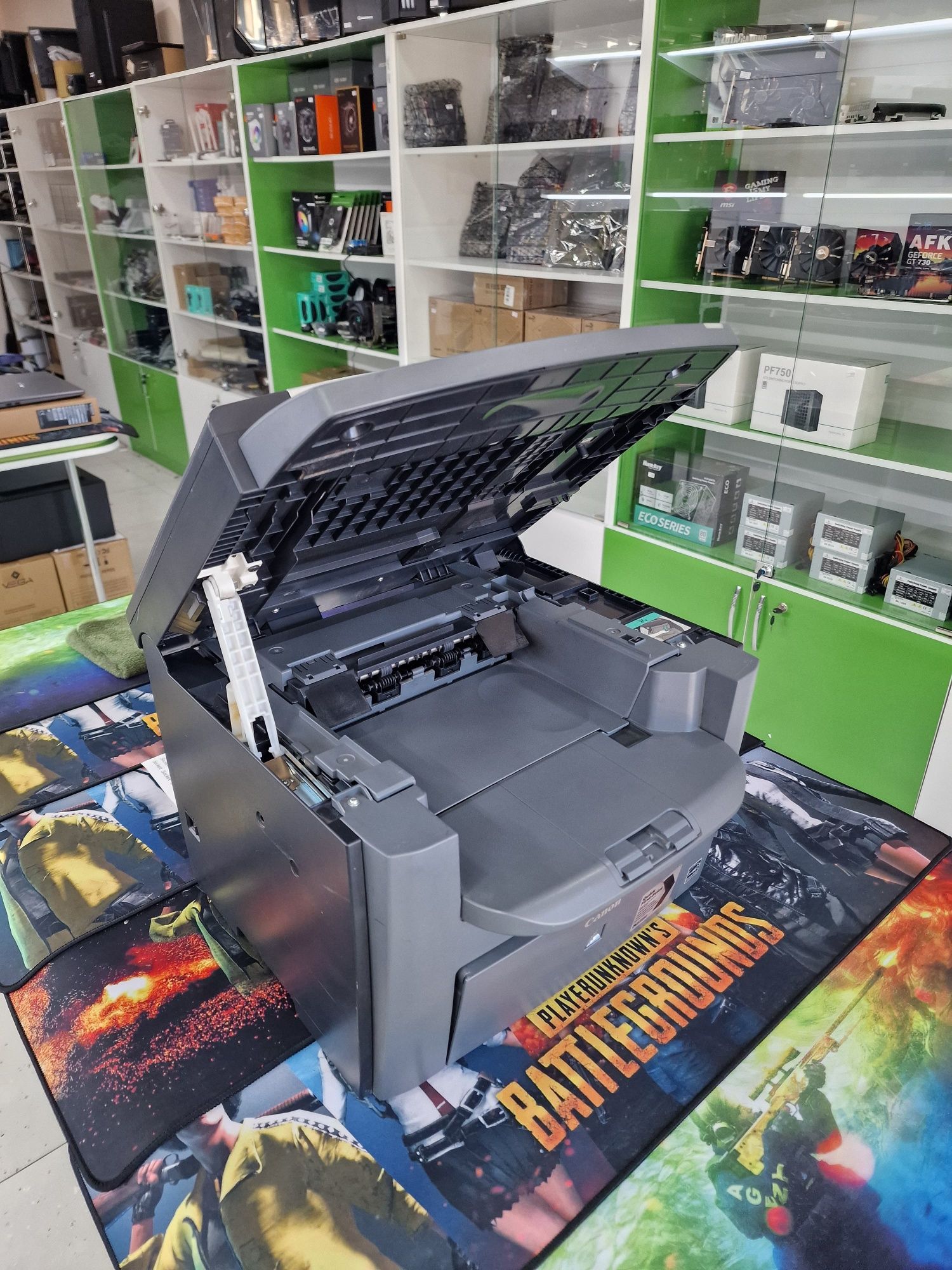 МФУ Canon i-sensys MF4018