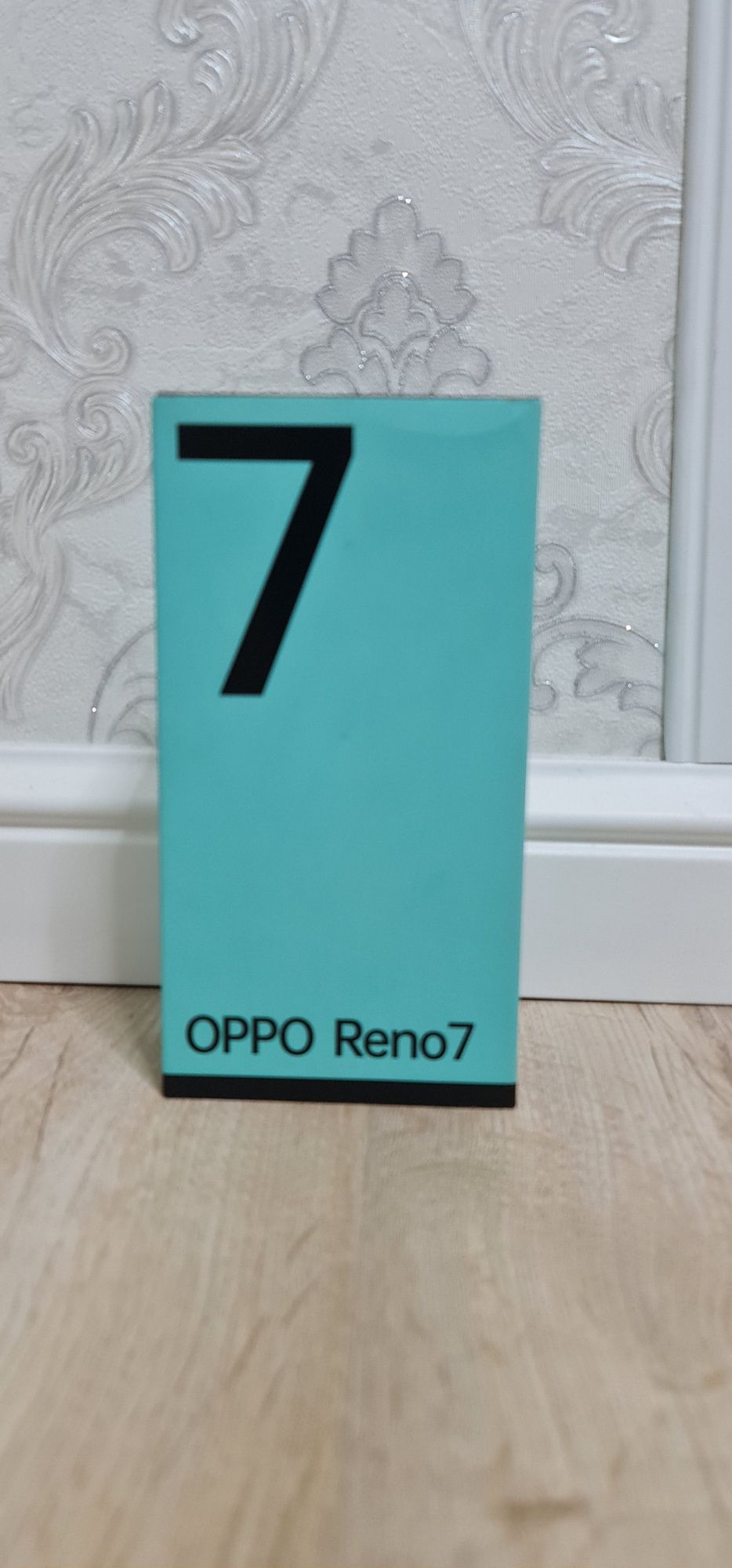 Oppo Reno 7 8/128 состояние отличный