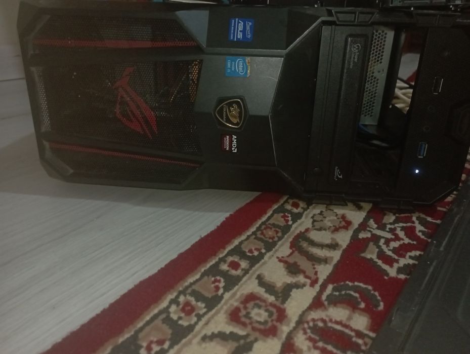 Настольный компьютер