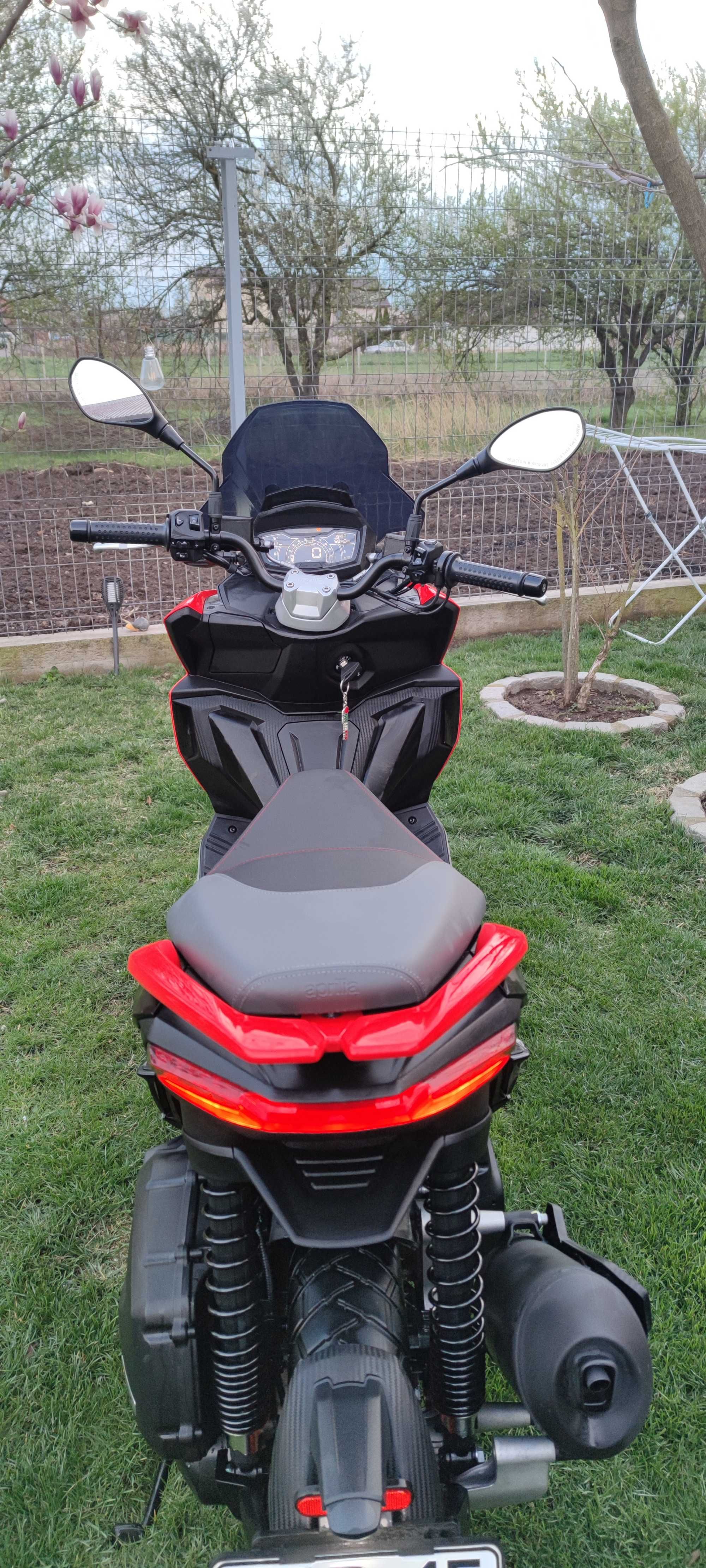 Scuter Aprilia SR GT 200 Sport de vânzare