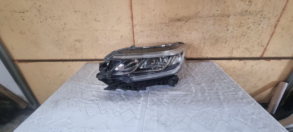 Far stanga honda cr v