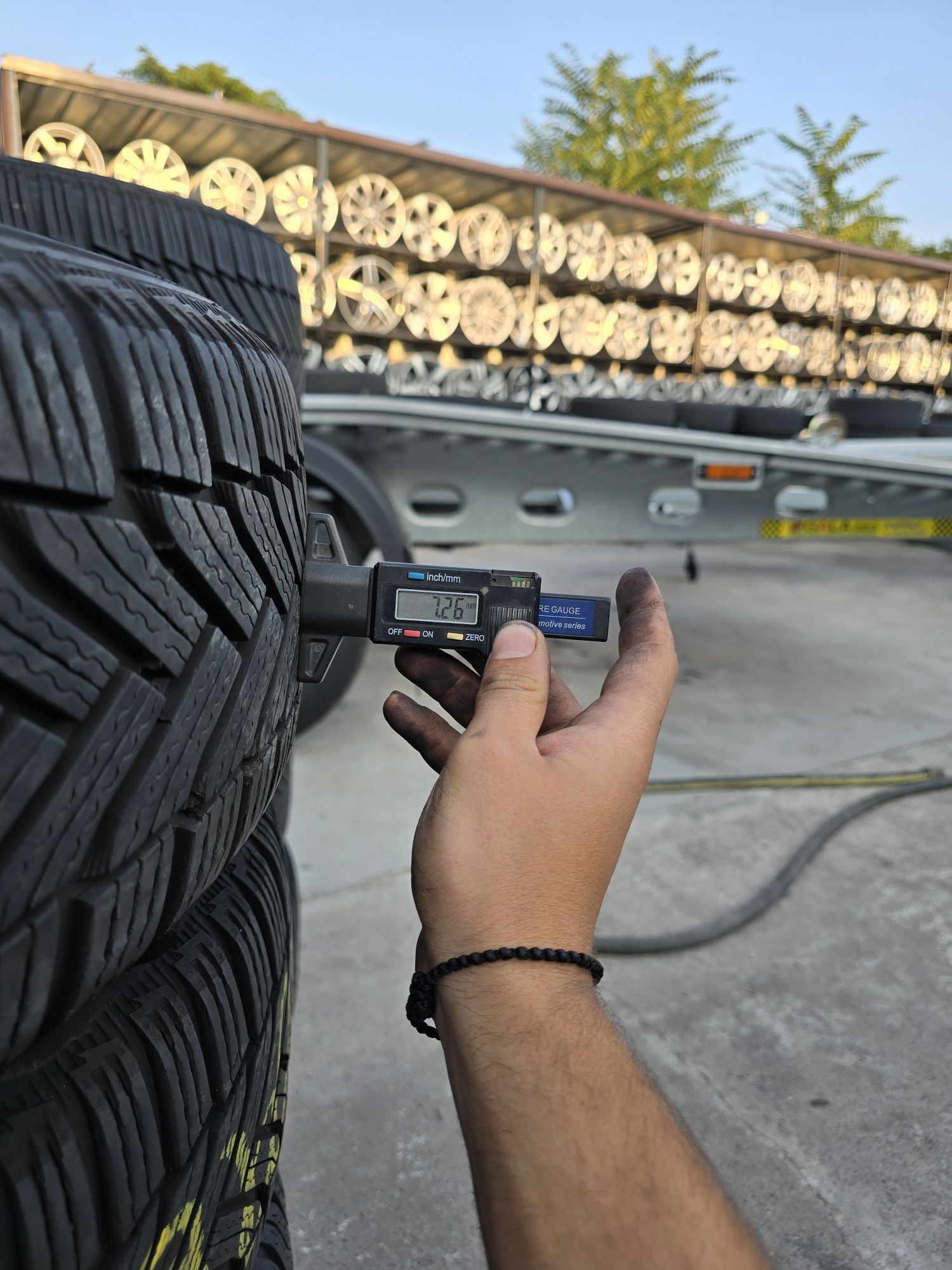 2 Броя 195/65/15 Michelin 7,2mm 23dot