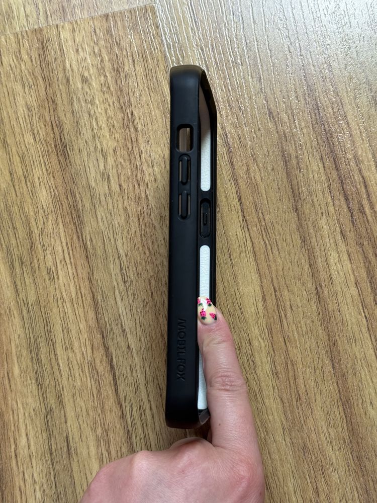 Mobilfox IPhone 13 pro кейс