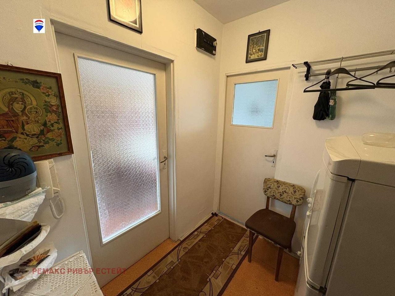 Продава се Едностаен апартамент в Русе, Чародейка - Север - 41 кв.м за 1086 €/кв.м - Снимка #2