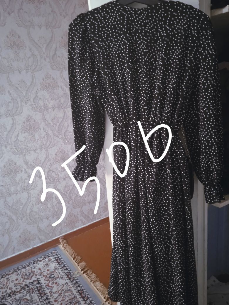 Продам вещи почти все новые кофты свитера кардиганы