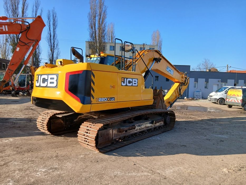 Vand excavator jcb 220XLC