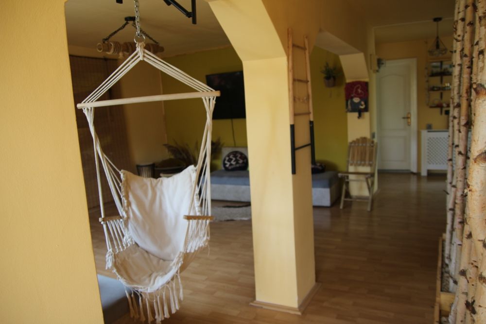 Inchiriez spatiu multifunctional/ casa familie Deusu, Chinteni 90mp