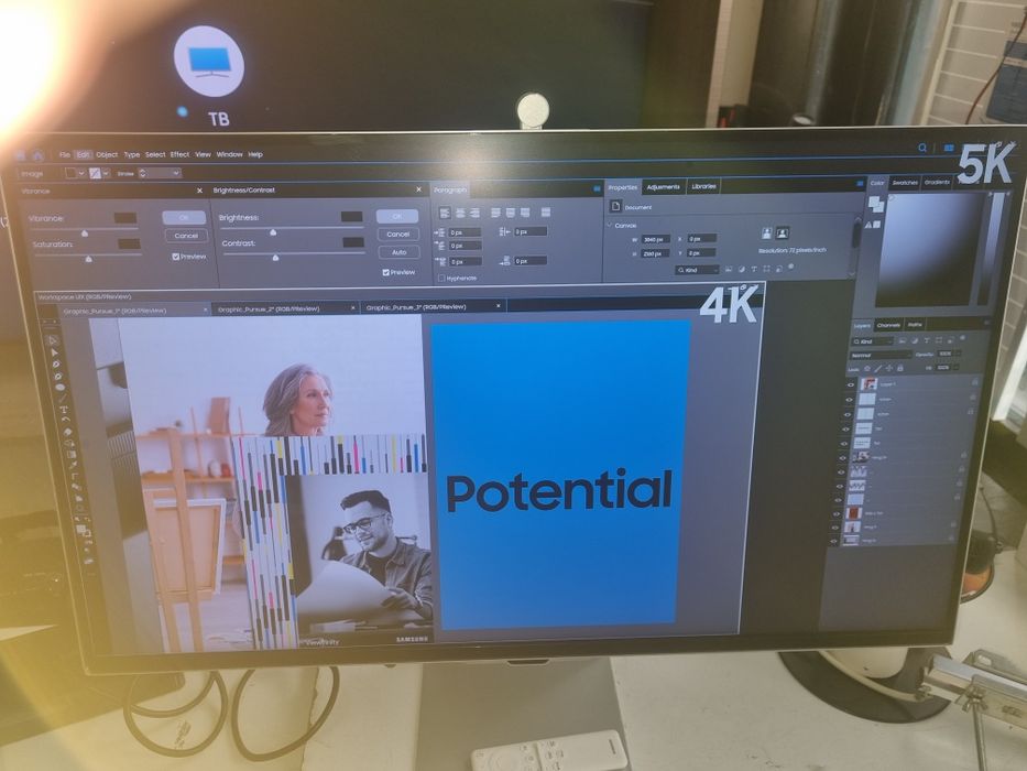 Професионален смарт монитор SAMSUNG  27 инча , 5К