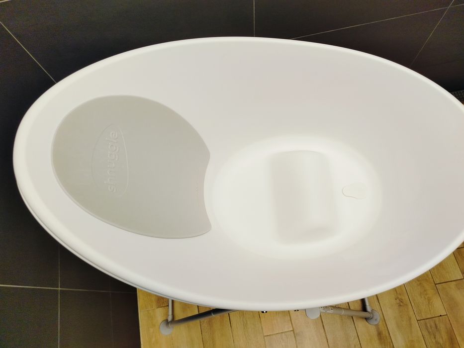 Вана със стойка Shnuggle от 0-12месеца