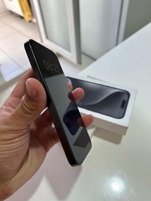 Iphone 15 PRO MAX black baterie 93%