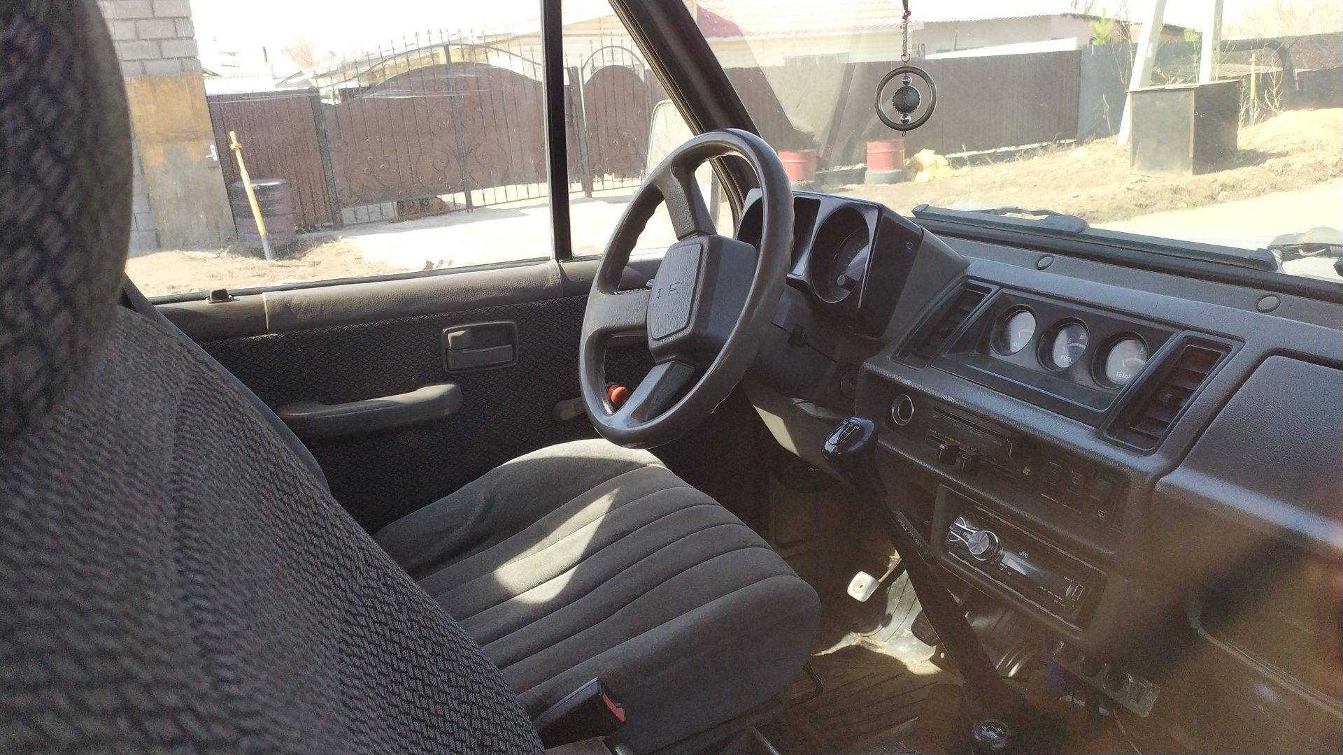 Продам Авто  Isuzu trooper срочно