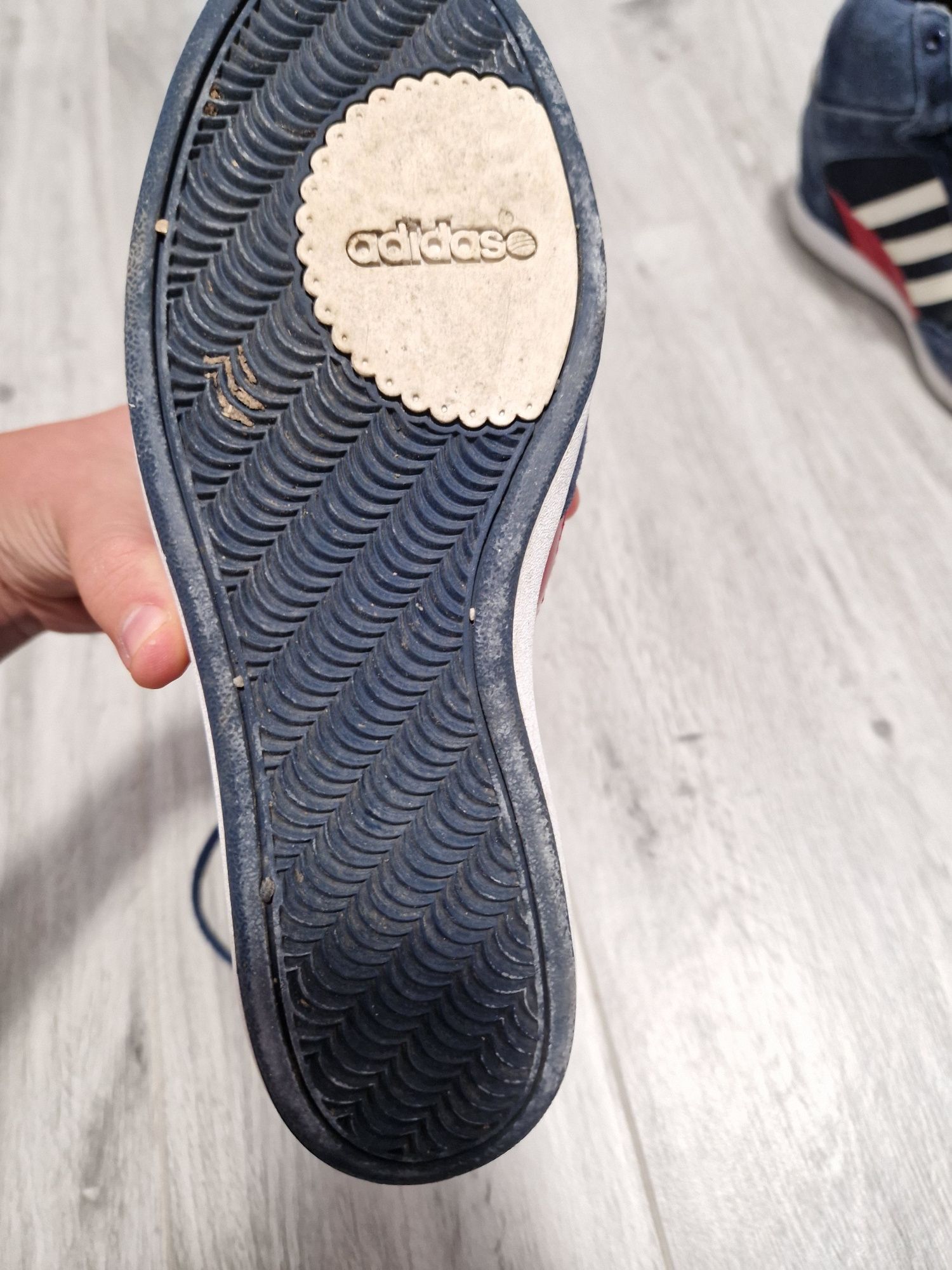 Papuci Adidas marimea 40