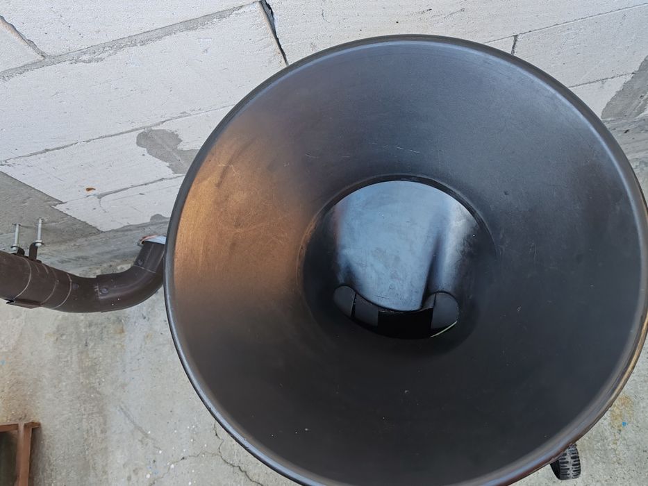 Tocător crengi, fructe, resturi vegetale etc, Black&Decker