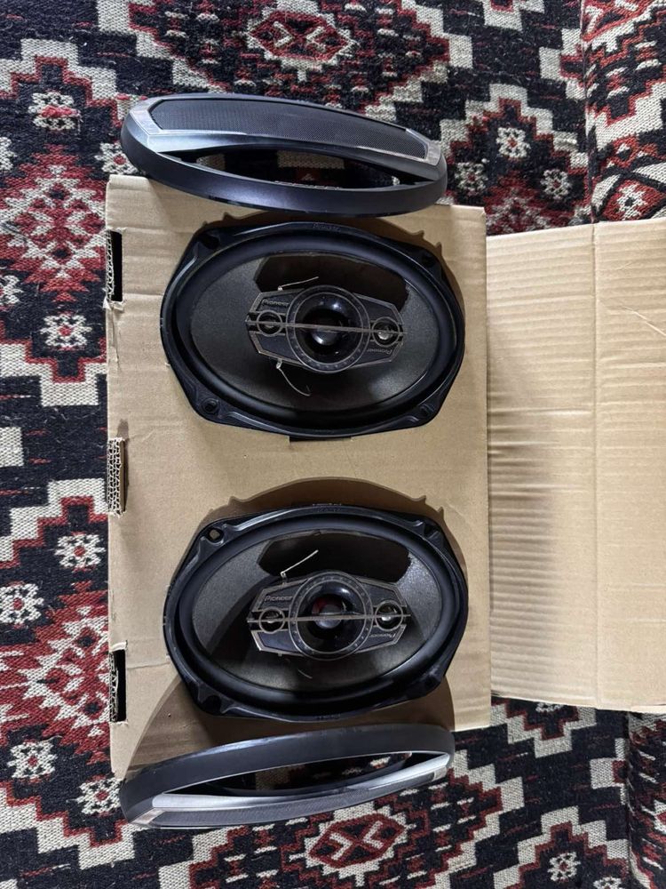 Тонколони Pioneer