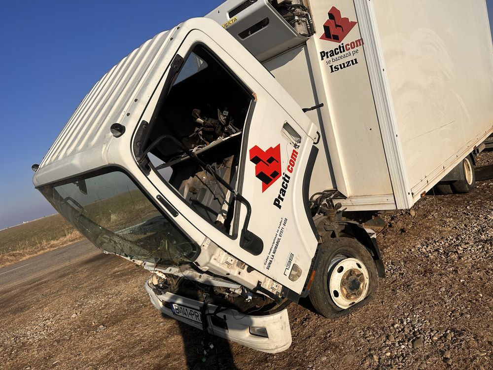 Dezmembrez isuzu N 35 2013 automat euro 13 110kw