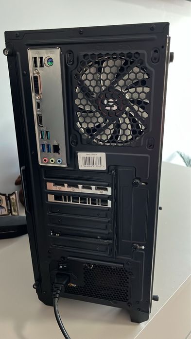 Vand monitor+unitate