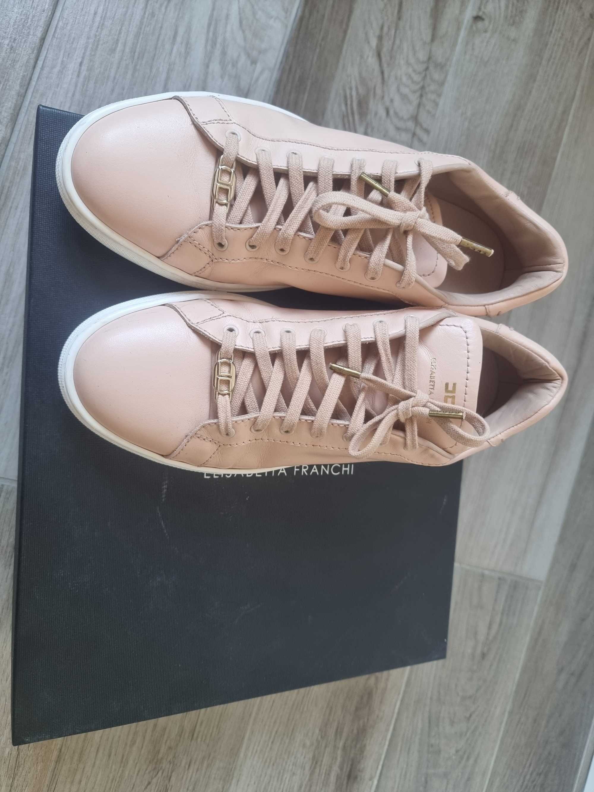 Elisabetta Franchi кецове размер 38