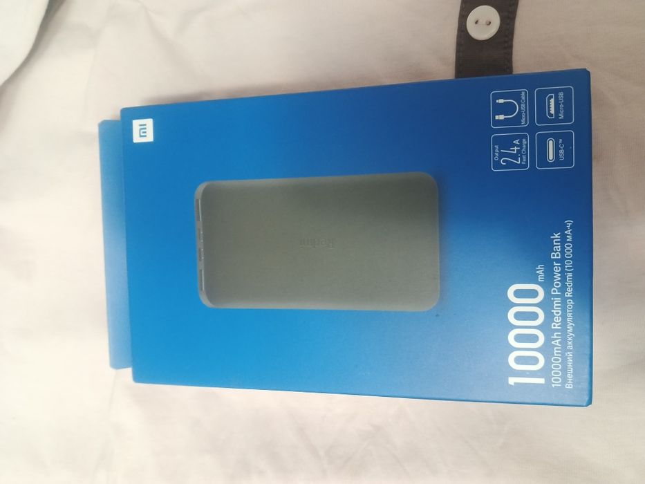 Продам Power bank mi новый