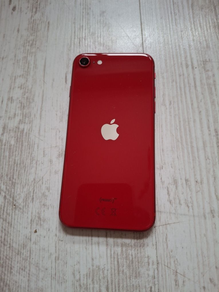 iPhone SE2020 64GB, 81% Battery Health - Червен