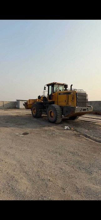 Погрузчик СОТИЛАДИ 3 куб/м лик